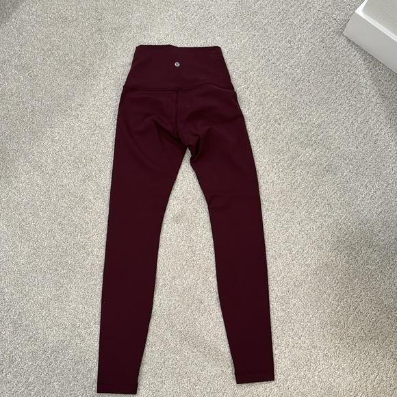 Lululemon Wunder Under Leggings - Picture 5 of 6
